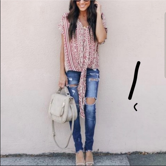 Aztec Print Top - Picture 2 of 7